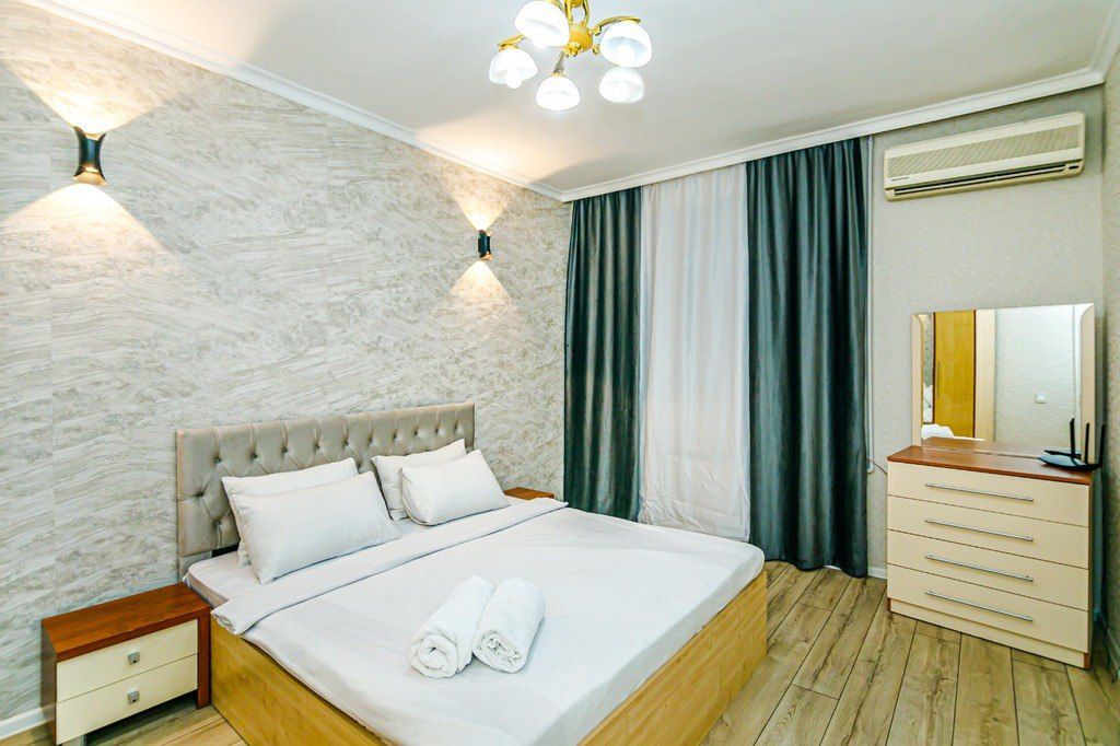 İcarəyə verilir 4 otaqlı köhnə tikili 165 m² — Mənzil, Bakı (8)