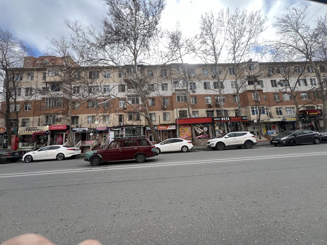 Satılır 2 otaqlı köhnə tikili 59 m² — Mənzil, Bakı