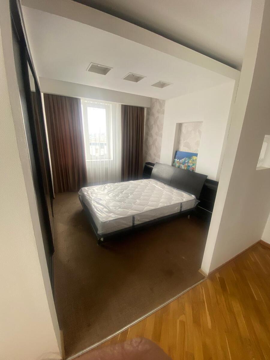 İcarəyə verilir 4 otaqlı köhnə tikili 190 m² — Mənzil, Bakı (11)