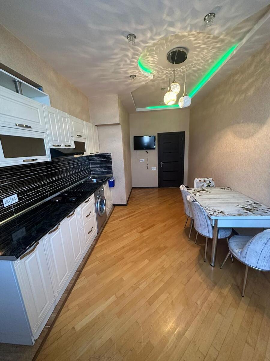 Satılır 4 otaqlı yeni tikili 140 m² — Mənzil, Bakı (9)