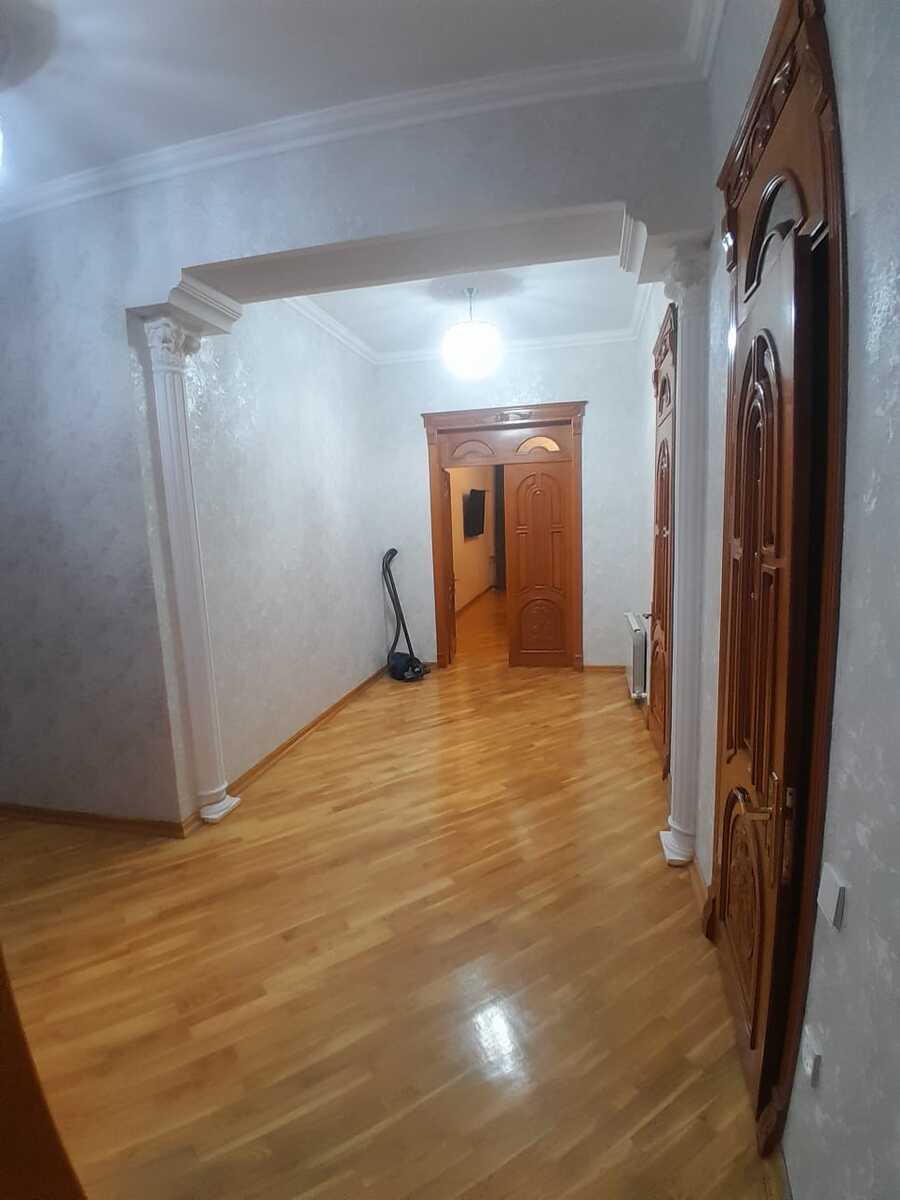 İcarəyə verilir 3 otaqlı yeni tikili 130 m² — Mənzil, Bakı (9)