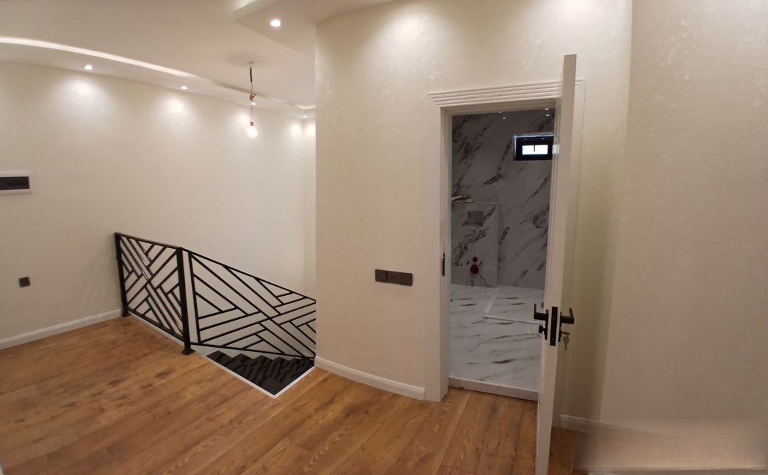 Satılır 5 otaqlı həyət evi/bağ evi 250 m² — Ev, villa, Bakı (6)