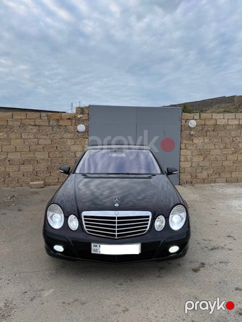 Mercedes E 220, 2.2 L, 2008 il, 372 000 km