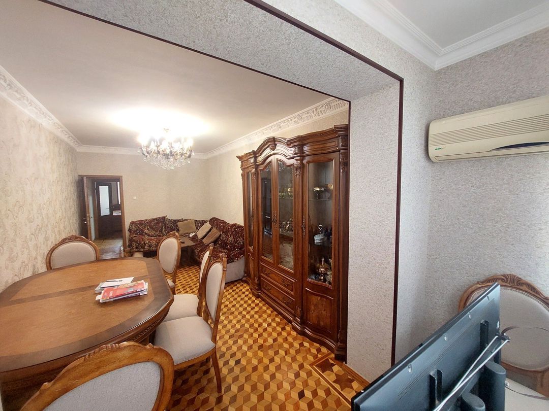 Satılır 5 otaqlı köhnə tikili 133 m² — Mənzil, Bakı (10)