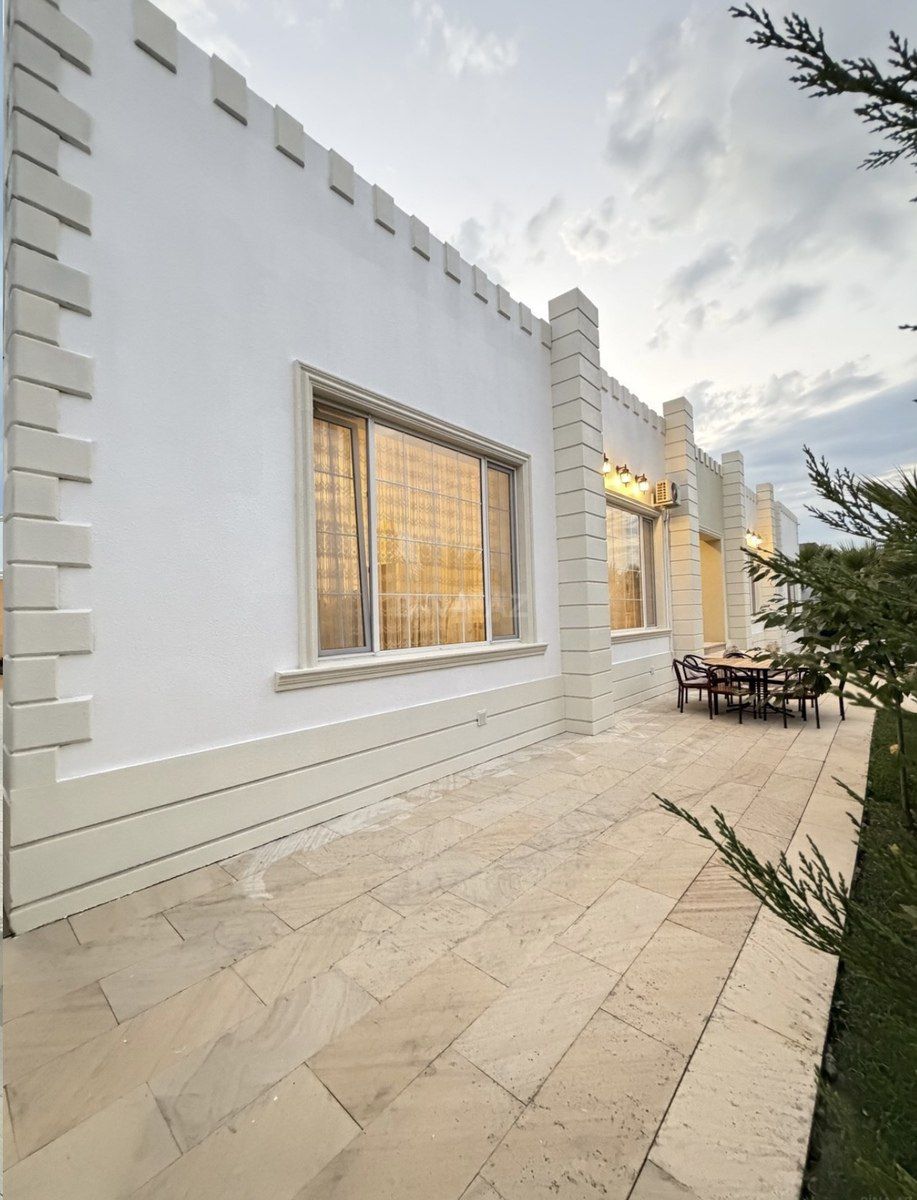 Satılır 6 otaqlı həyət evi/bağ evi 320 m² — Ev, villa, Bakı (3)