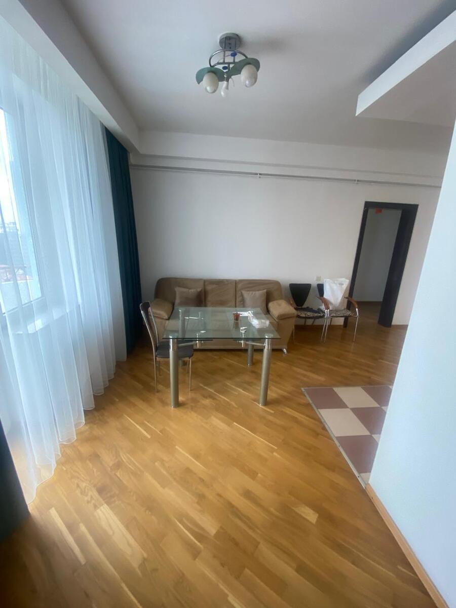 İcarəyə verilir 4 otaqlı köhnə tikili 190 m² — Mənzil, Bakı (10)