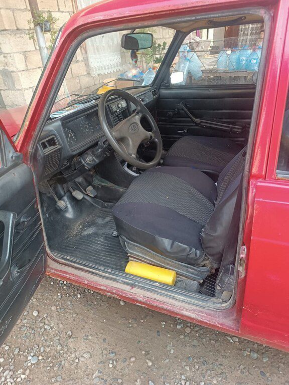 Lada (VAZ) 2107, 1.6 L, 1990 il, 357 000 km — Avtomobillər, Saatlı (4)