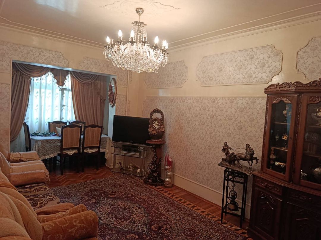 Satılır 3 otaqlı köhnə tikili 90 m² — Mənzil, Bakı (2)