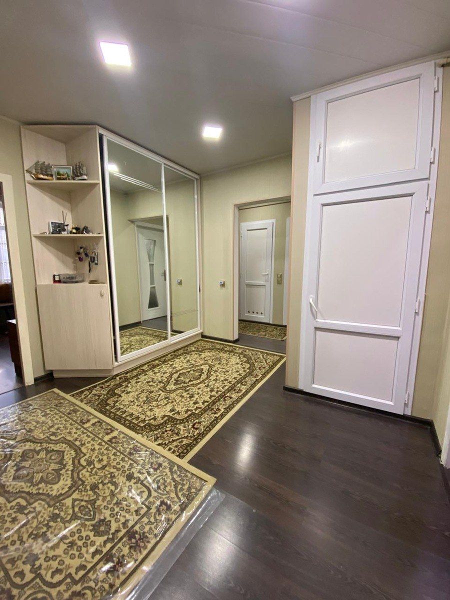 Satılır 5 otaqlı köhnə tikili 112 m² — Mənzil, Bakı (9)