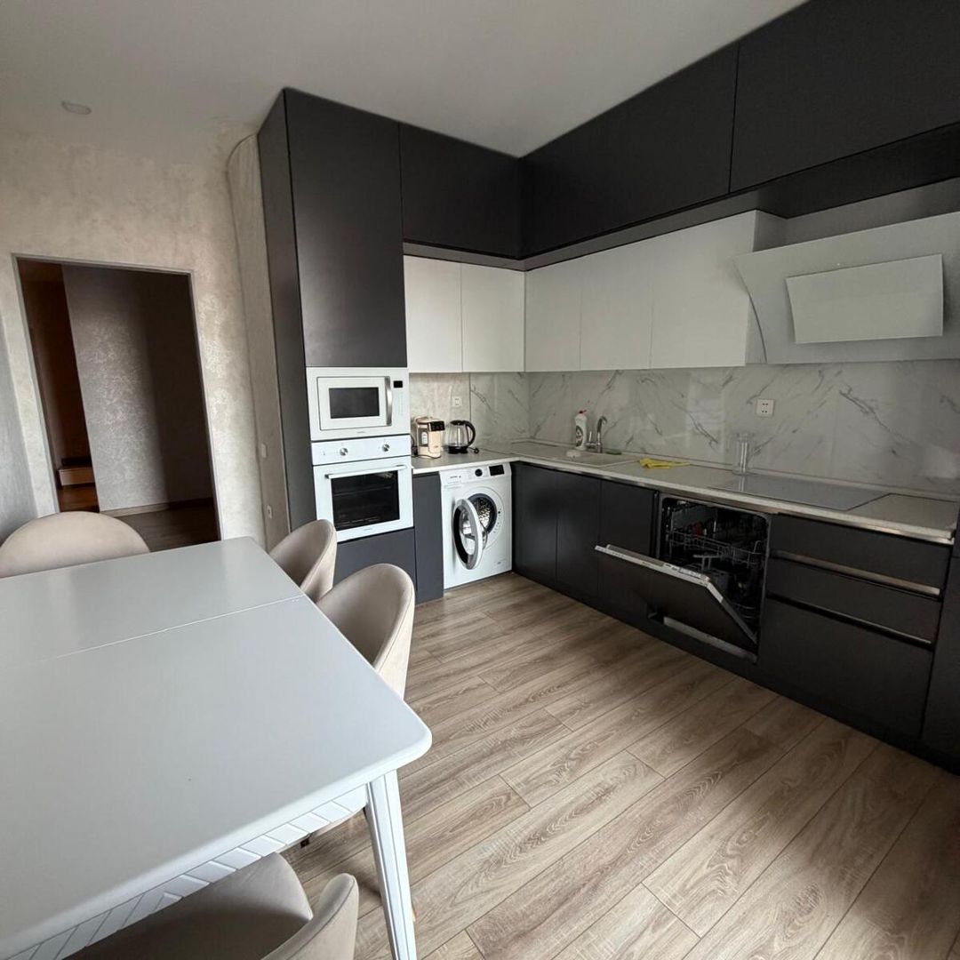 Satılır 4 otaqlı yeni tikili 176 m² — Mənzil, Bakı (10)