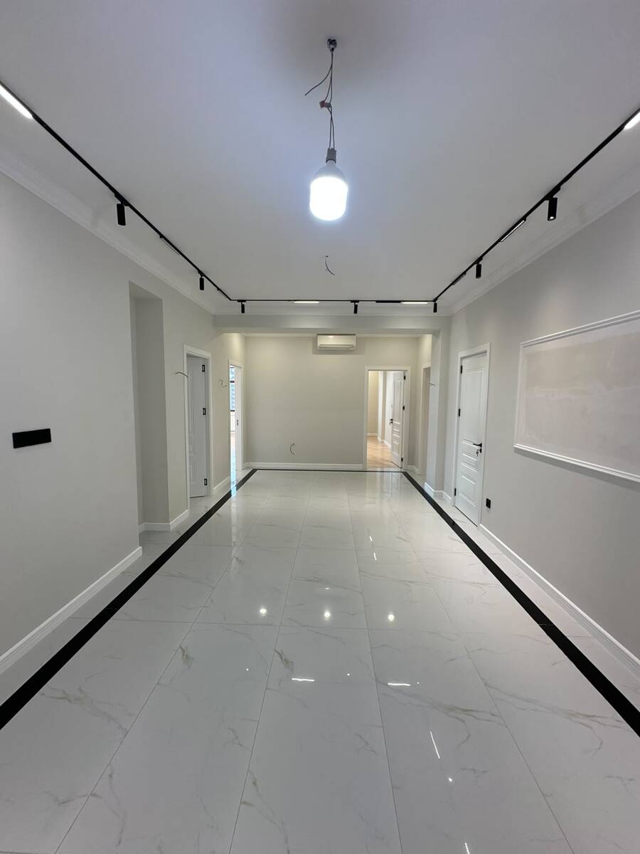 Satılır 4 otaqlı yeni tikili 211 m² — Mənzil, Bakı (12)