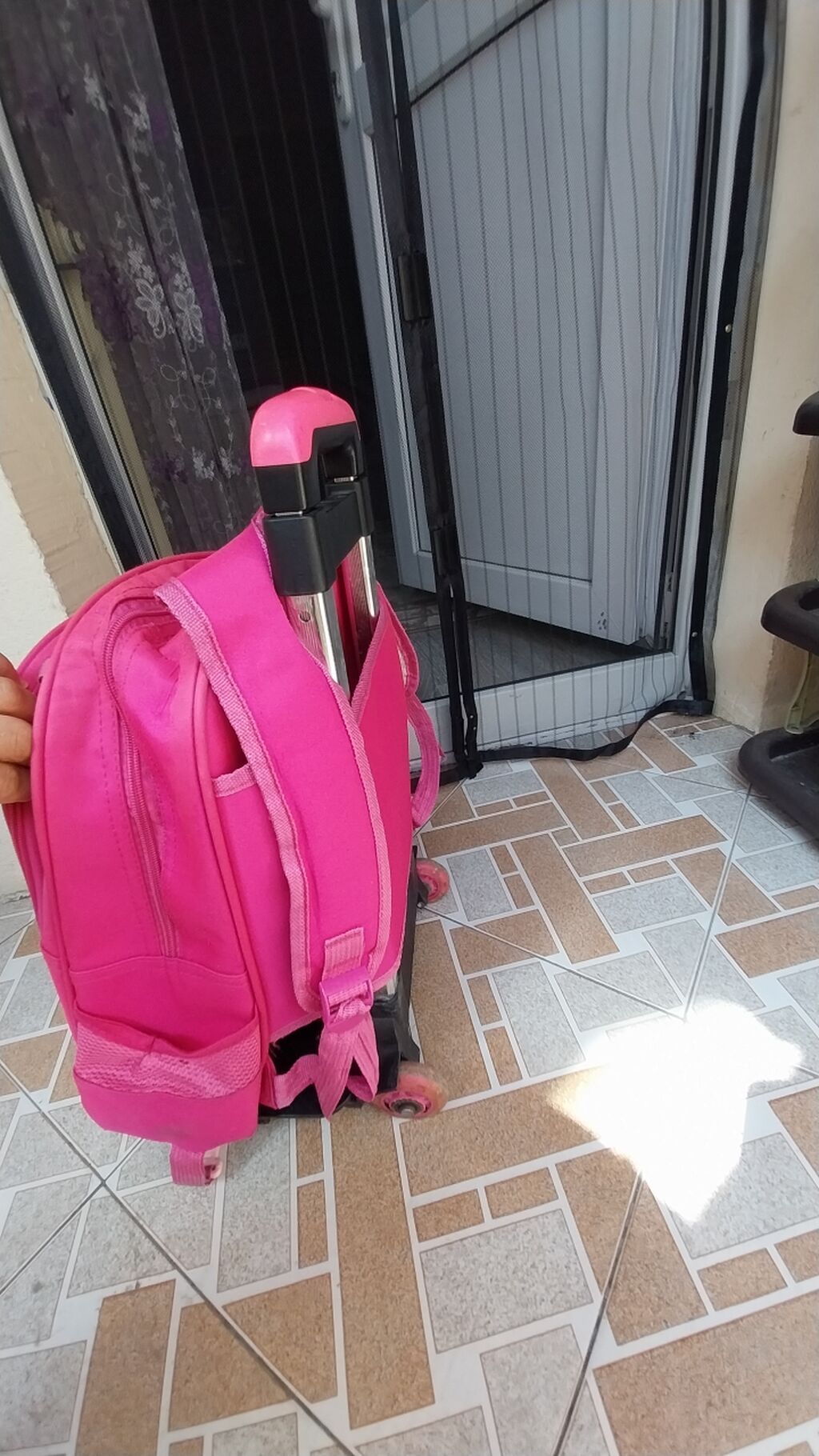 Mektebli cantasi ela vezyette unvan yeni yasamal.inwaatcilar — Sırt çantaları, ranelər, çantalar, Masazır (4)