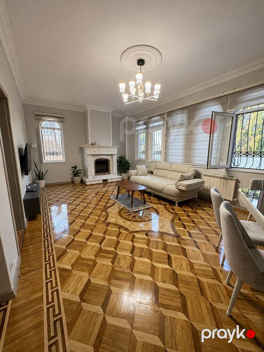 Satılır 6 otaqlı həyət evi/bağ evi 250 m² — Ev, villa, Bakı (5)