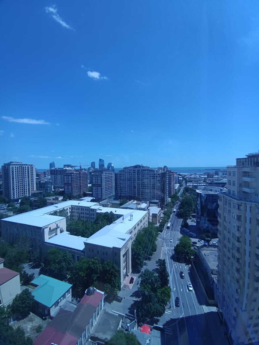 Satılır 4 otaqlı yeni tikili 220 m² — Mənzil, Bakı (2)