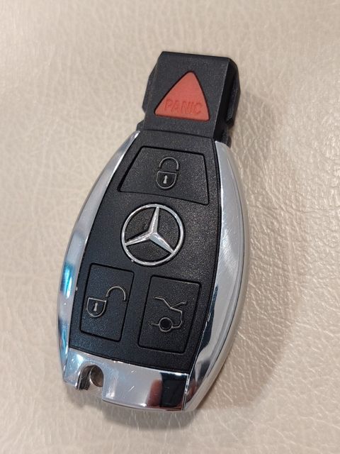 Mercedes pultu — Gəncə
