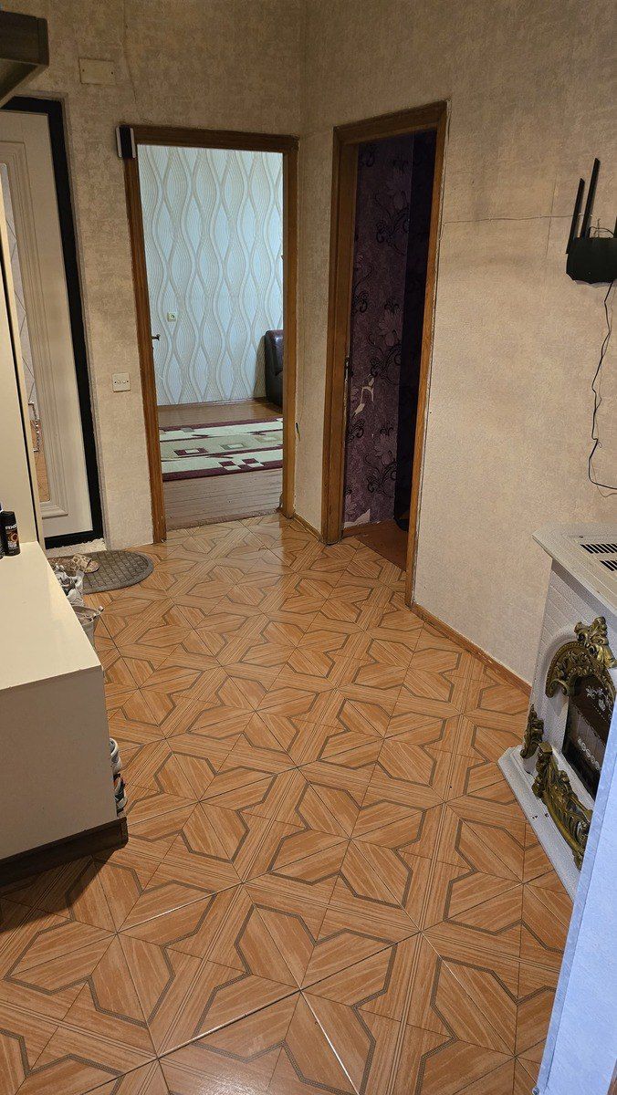 Satılır 4 otaqlı köhnə tikili 100 m² — Mənzil, Bakı (9)