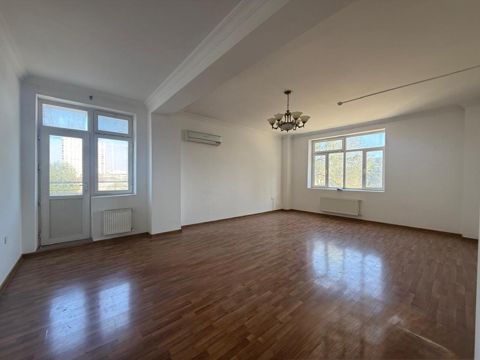 Satılır 3 otaqlı yeni tikili 159 m² — Bakı