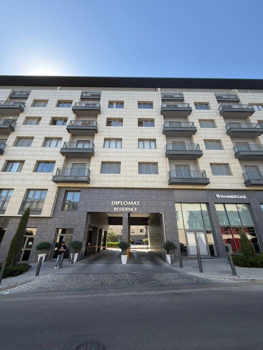 İcarəyə verilir 3 otaqlı yeni tikili 135 m² — Mənzil, Bakı (2)
