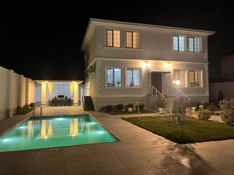 Satılır 4 otaqlı həyət evi/bağ evi 240 m² — Bakı