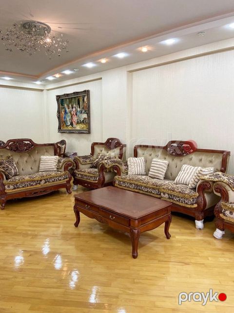 İcarəyə verilir 4 otaqlı yeni tikili 225 m²