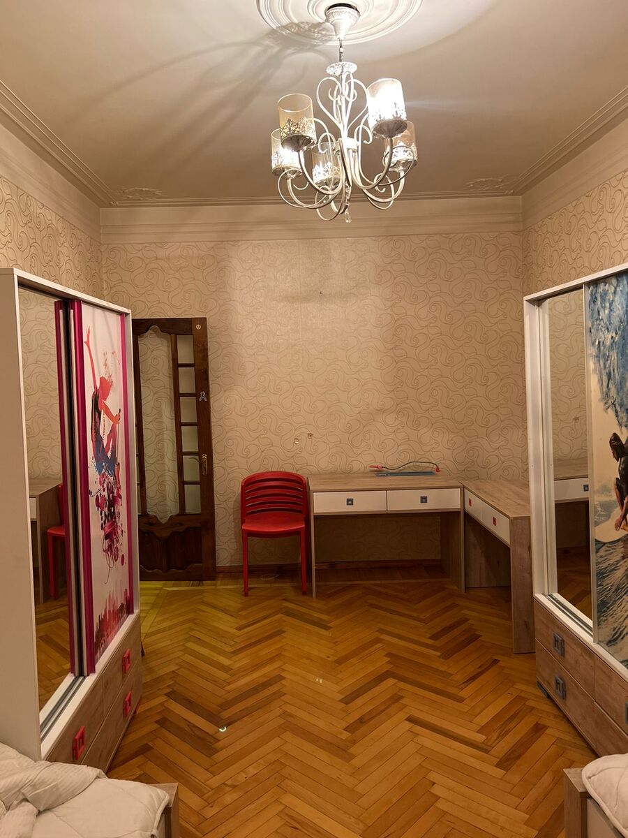 İcarəyə verilir 4 otaqlı köhnə tikili 110 m² — Mənzil, Bakı (12)