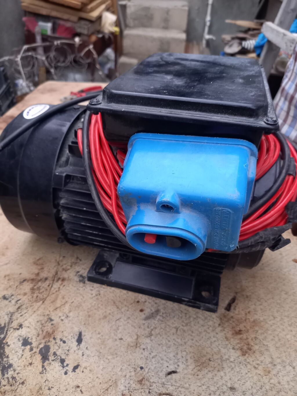 Juqıang Capacitor Start Motor – YL90L-2 - Tip: YL90L-2, kondensatorla — Təmir və inşaat, Bakı (2)
