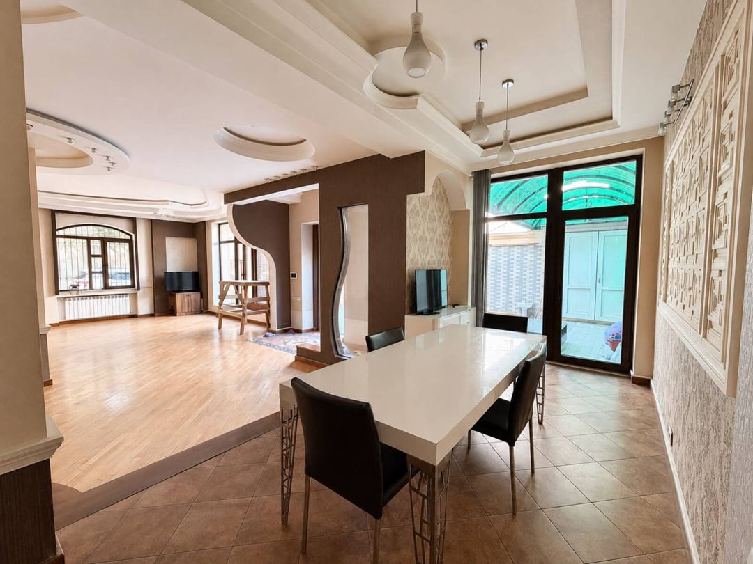 Satılır 6 otaqlı həyət evi/bağ evi 460 m² — Ev, villa, Bakı (12)