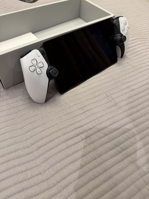 PlayStation Portal Remote Player (PS5 üçün) - Rəsmi PlayStation — Bakı
