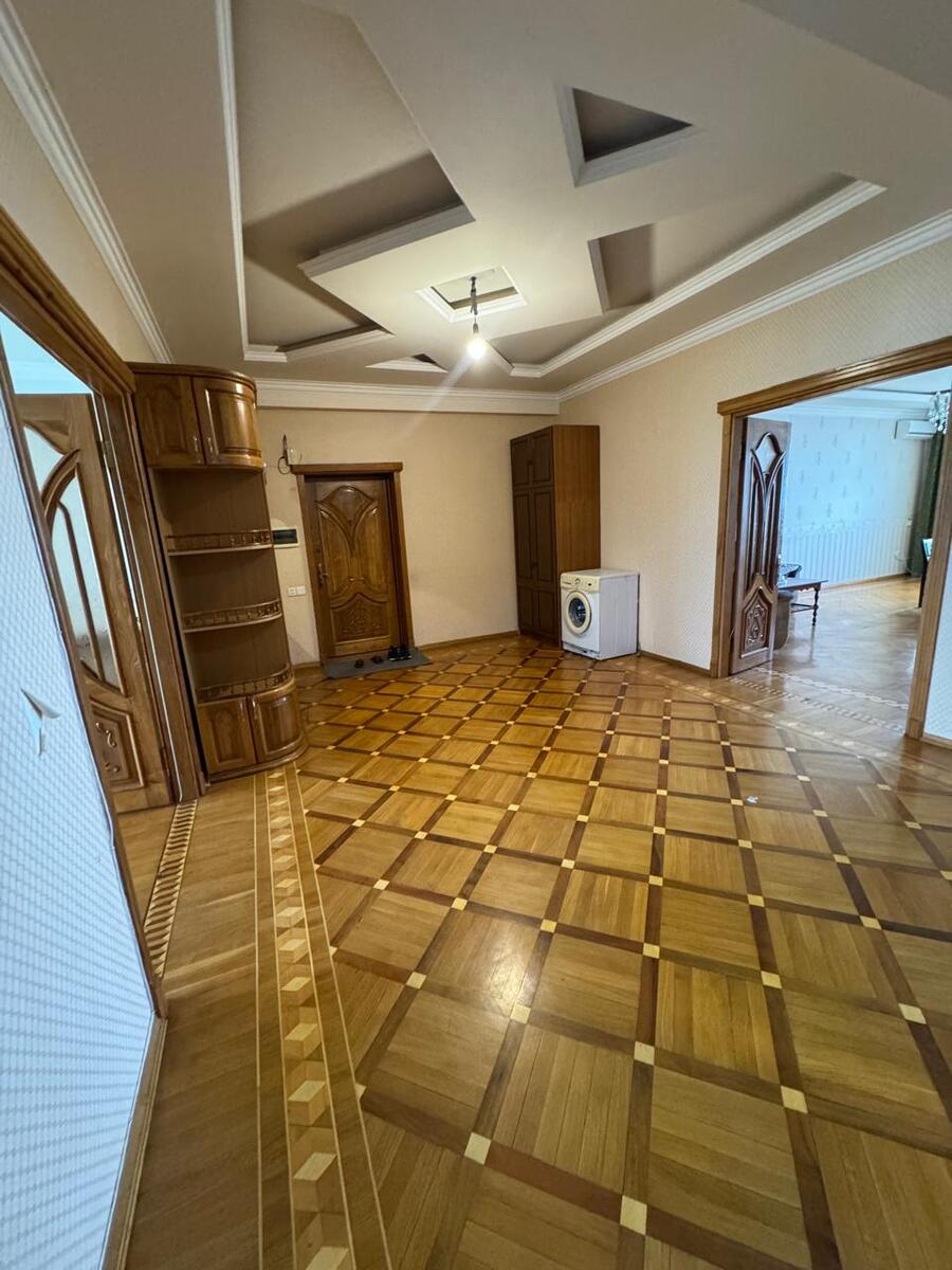 İcarəyə verilir 3 otaqlı yeni tikili 160 m² — Mənzil, Bakı (2)