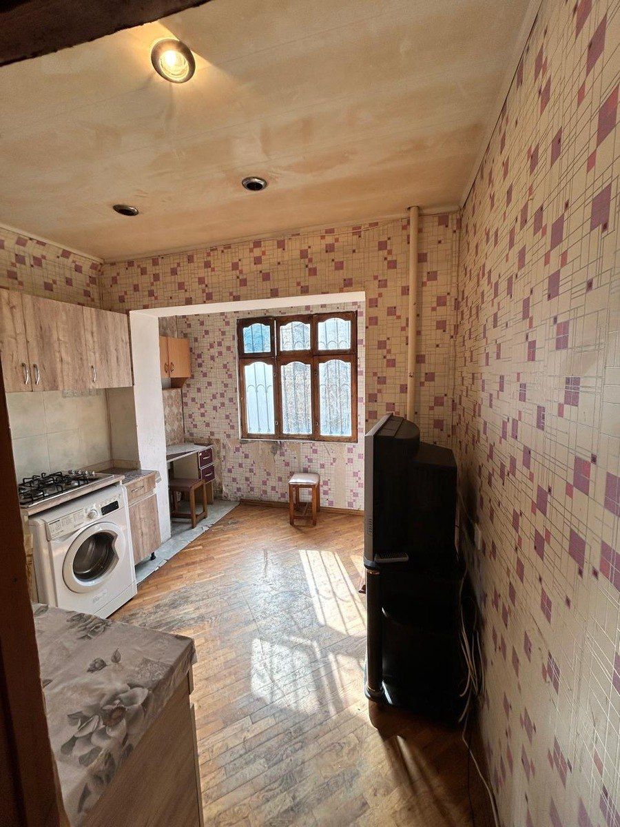Satılır 2 otaqlı köhnə tikili 56 m² — Mənzil, Bakı (5)