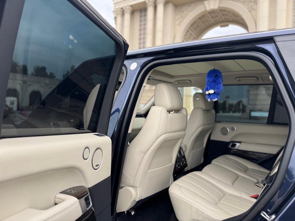 Land Rover Range Rover, 3.0 L, 2018 il, 113 000 km — Avtomobillər, Gəncə (10)