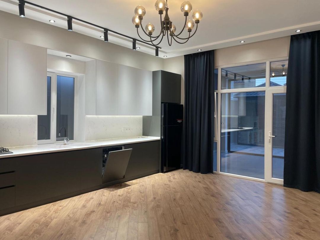 Satılır 7 otaqlı həyət evi/bağ evi 310 m² — Ev, villa, Bakı (2)
