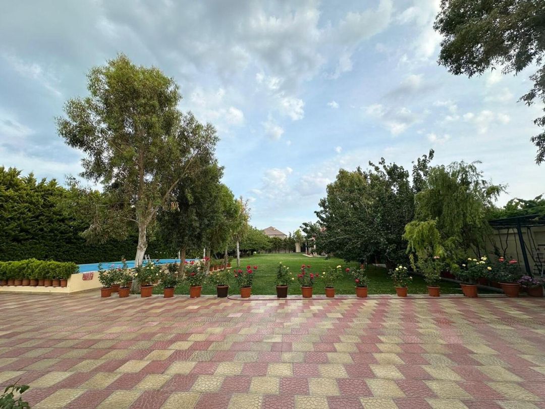 Satılır 4 otaqlı həyət evi/bağ evi 400 m² — Ev, villa, Bakı (4)