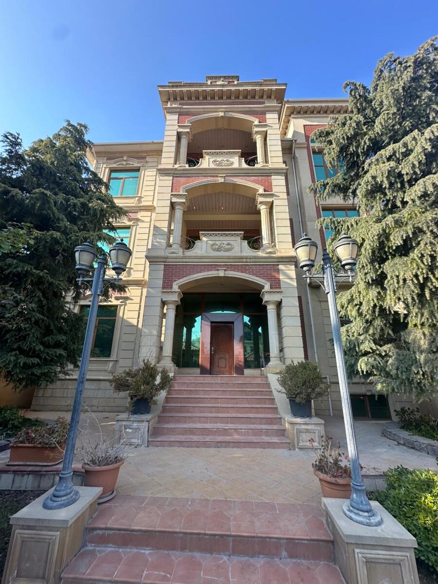 Satılır 12 otaqlı həyət evi/bağ evi 980 m² — Ev, villa, Bakı (4)