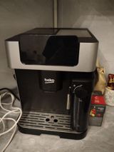 Qəhvə maşını Beko, Avtomat, Üyüdücü ilə, İşlənmiş — Кофеварки и кофемашины