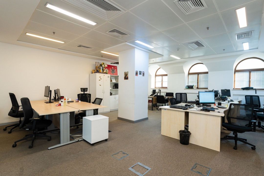 İcarəyə verilir obyekt 2488 m² — Əmlak, Bakı (7)