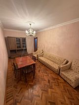 İcarəyə verilir 3 otaqlı köhnə tikili 70 m² — Səfxan Bəy