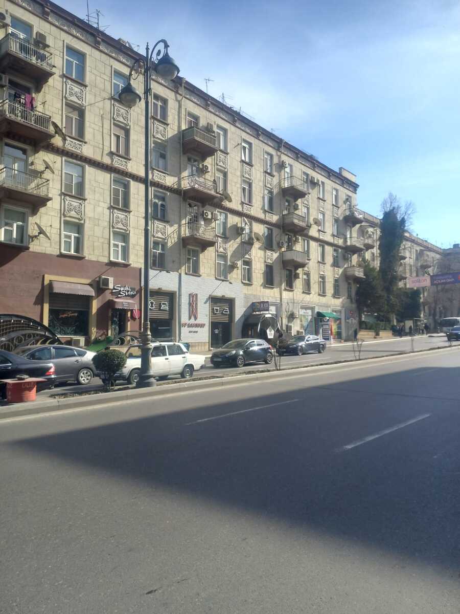 Satılır obyekt 274 m² — Əmlak, Bakı (2)