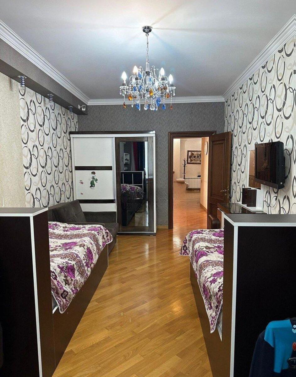 Satılır 4 otaqlı yeni tikili 212 m² — Mənzil, Bakı (8)