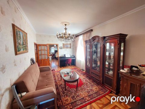 Satılır 3 otaqlı köhnə tikili 59 m²