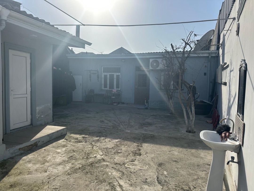 Satılır 4 otaqlı həyət evi/bağ evi 110 m² — Ev, villa, Bakı (12)