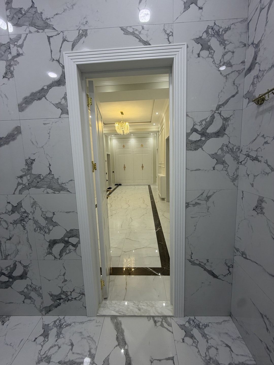 İcarəyə verilir 4 otaqlı yeni tikili 175 m² — Mənzil, Bakı (8)