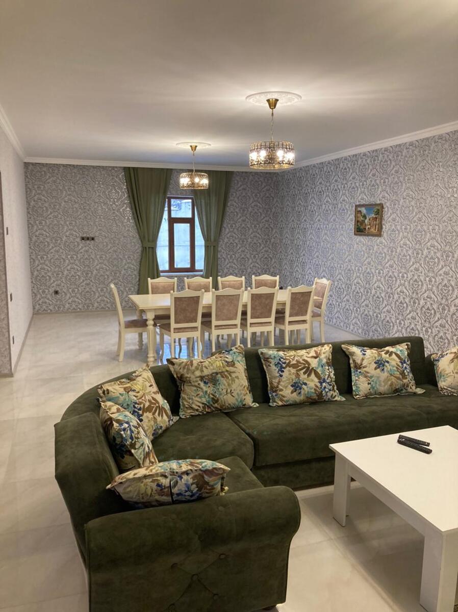 İcarəyə verilir 4 otaqlı həyət evi/bağ evi 230 m² — Ev, villa, Qəbələ (9)