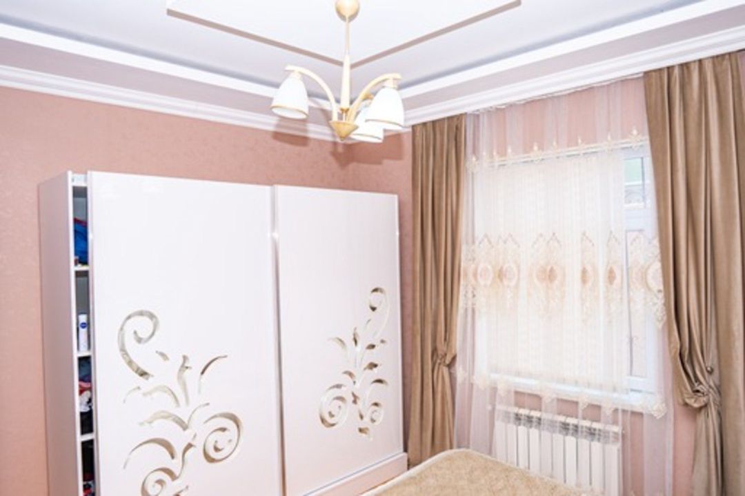 Satılır 5 otaqlı həyət evi/bağ evi 200 m² — Ev, villa, Bakı (8)