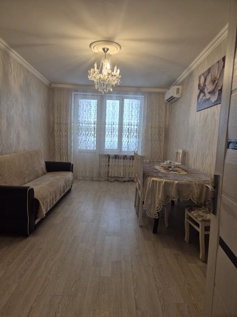 Satılır 3 otaqlı köhnə tikili 50 m² — Bakı