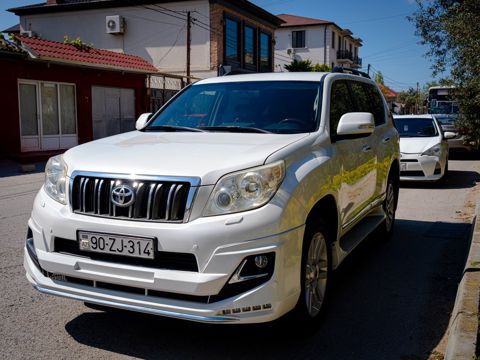Toyota Land Cruiser Prado, 2.7 L, 2011 il, 200 000 km — Bakı