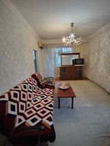 İcarəyə verilir 2 otaqlı köhnə tikili 50 m² — Teymur