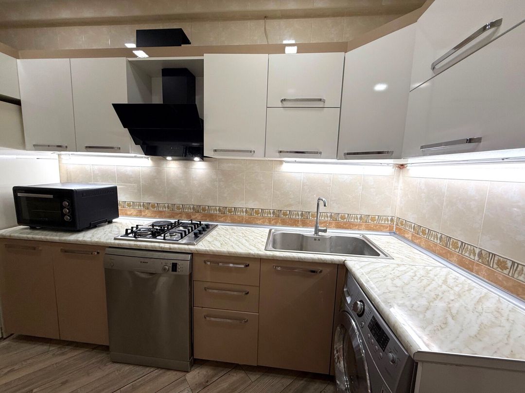 İcarəyə verilir 2 otaqlı yeni tikili 120 m² — Mənzil, Bakı (7)