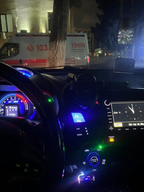 Honda Insight, 1.3 L, 0.58 kWh, 2009 il, 365 554 km — Avtomobillər, Bakı (3)