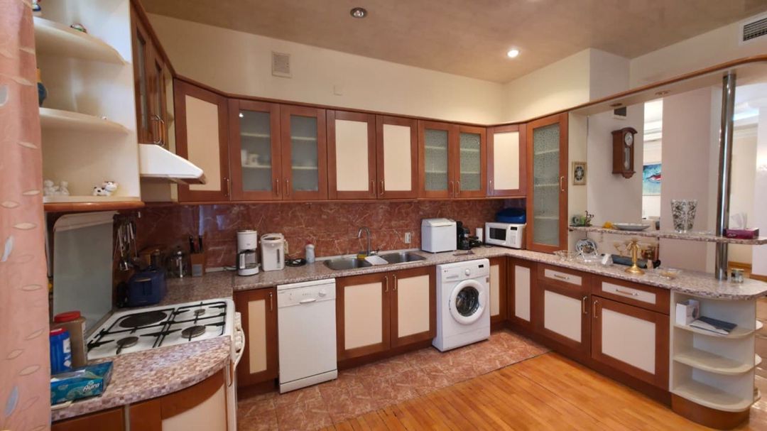 Satılır 5 otaqlı yeni tikili 220 m² — Mənzil, Bakı (10)